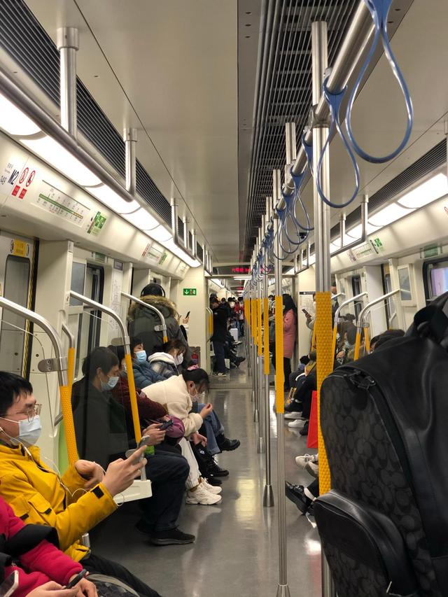 一个人度过了最孤独的日子,一个人过好孤独的日子