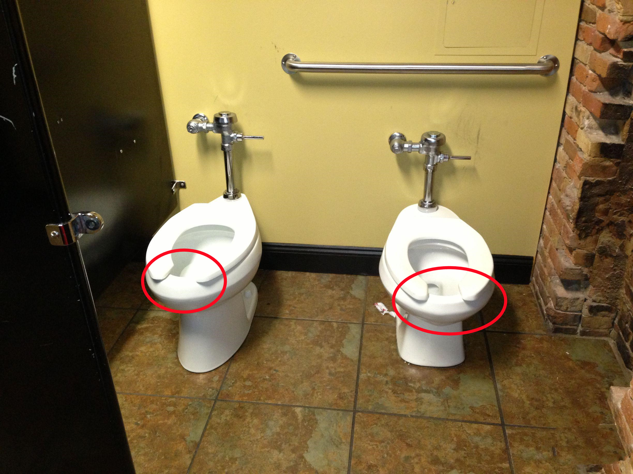 美国马桶前面有个缺口,美国的马桶为什么会设计一个缺口