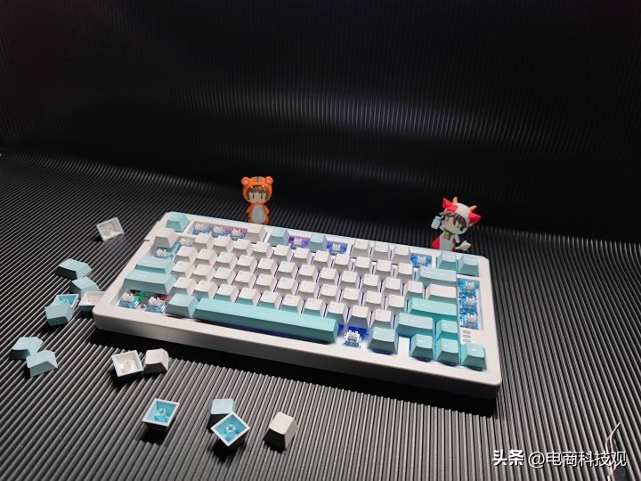 达尔优a81三模全透,达尔优a81单模和三模怎么选