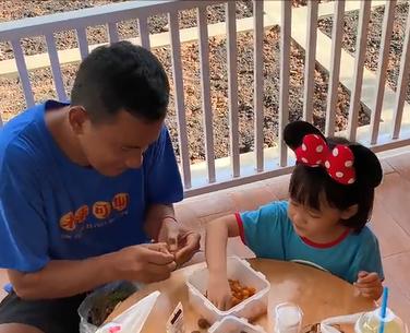 东*姑北**娘国外旅游，小7岁导游对她念念不忘，两人结婚5年后怎么样