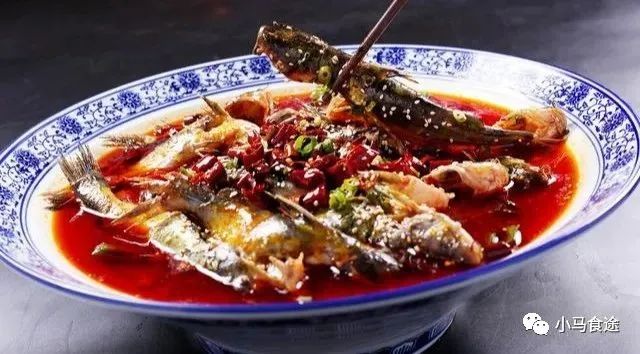 夏季必备菜品鱼肉鲜美回味无穷,家常鱼最好吃的做法川味