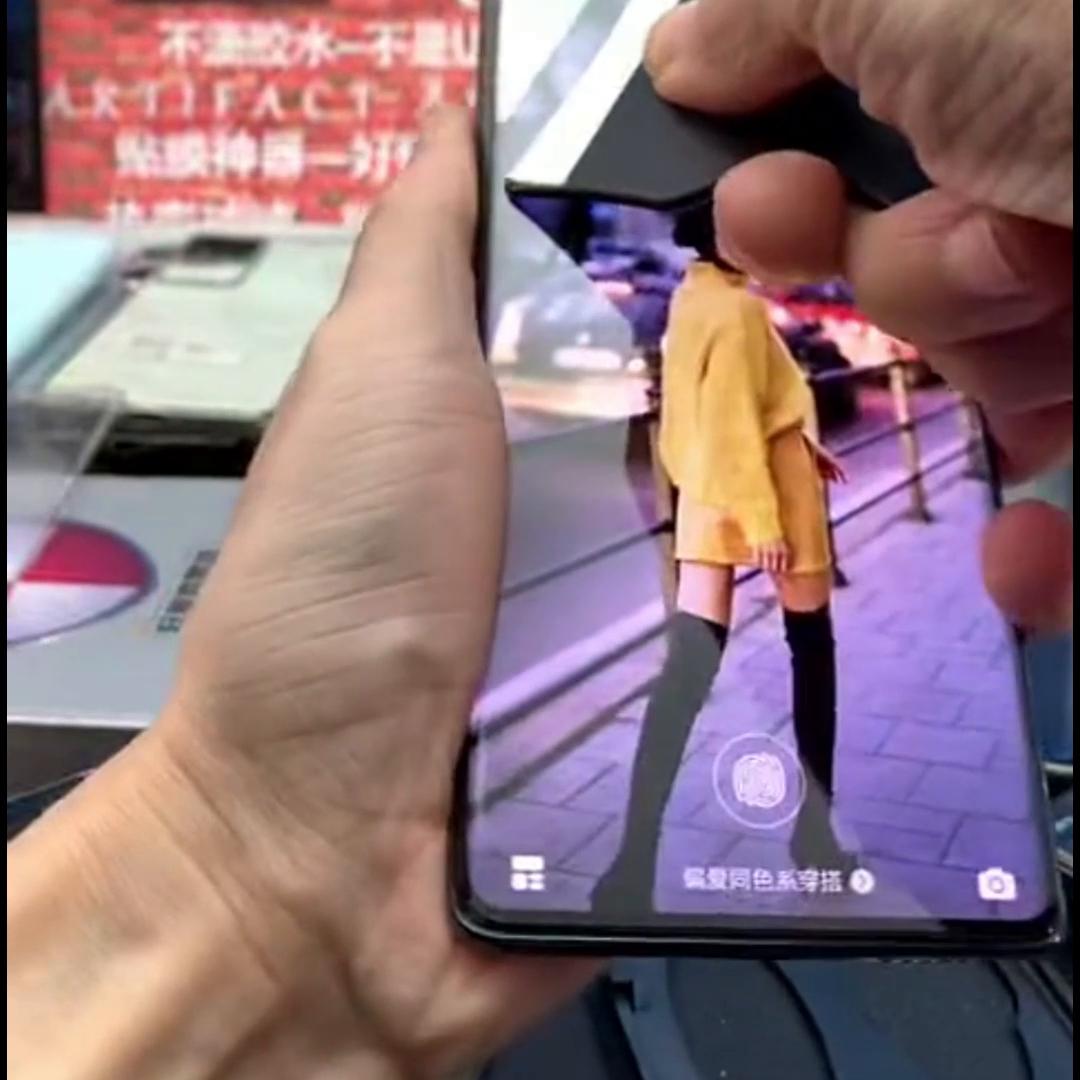 苹果手机摄像头膜有没有必要贴,曲屏手机贴钢化膜好还是水凝膜好