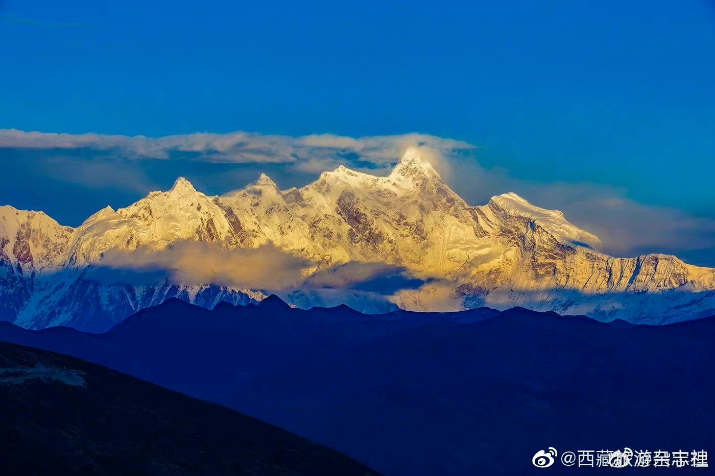 错过了十月的*藏西**，你就错过了这个星球最壮丽的秋色