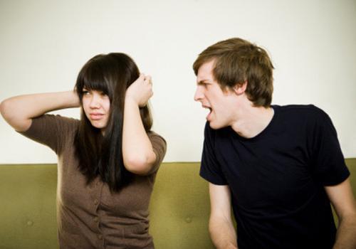 一个男人穷了怎么办,一个男人穷被谁都看不起