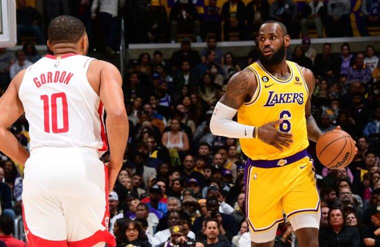 历史第一詹皇又一纪录超乔丹,詹皇历史第一位置历史得分王