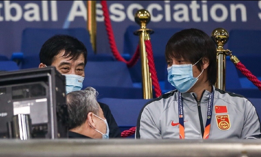 李铁恶行曝光！欲起诉媒体人封口，陈戌源出面干预，足协混乱不堪
