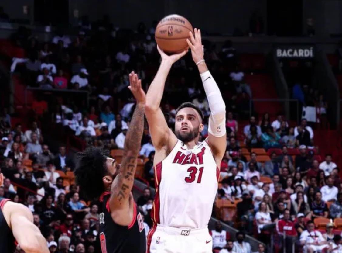 莱利热火新消息,莱利签约热火回归之路