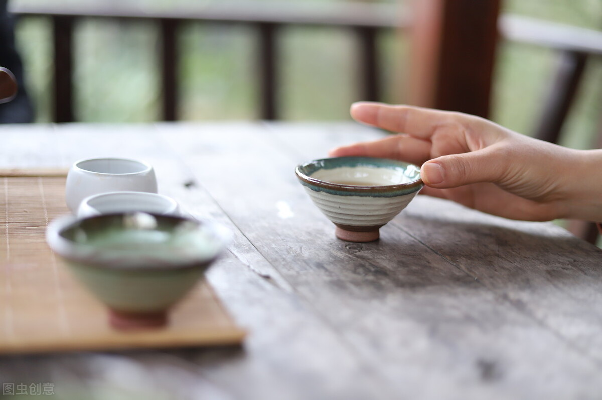 绿茶红茶黑茶乌龙茶是什么意思,绿茶黄茶红茶黑茶怎么区分