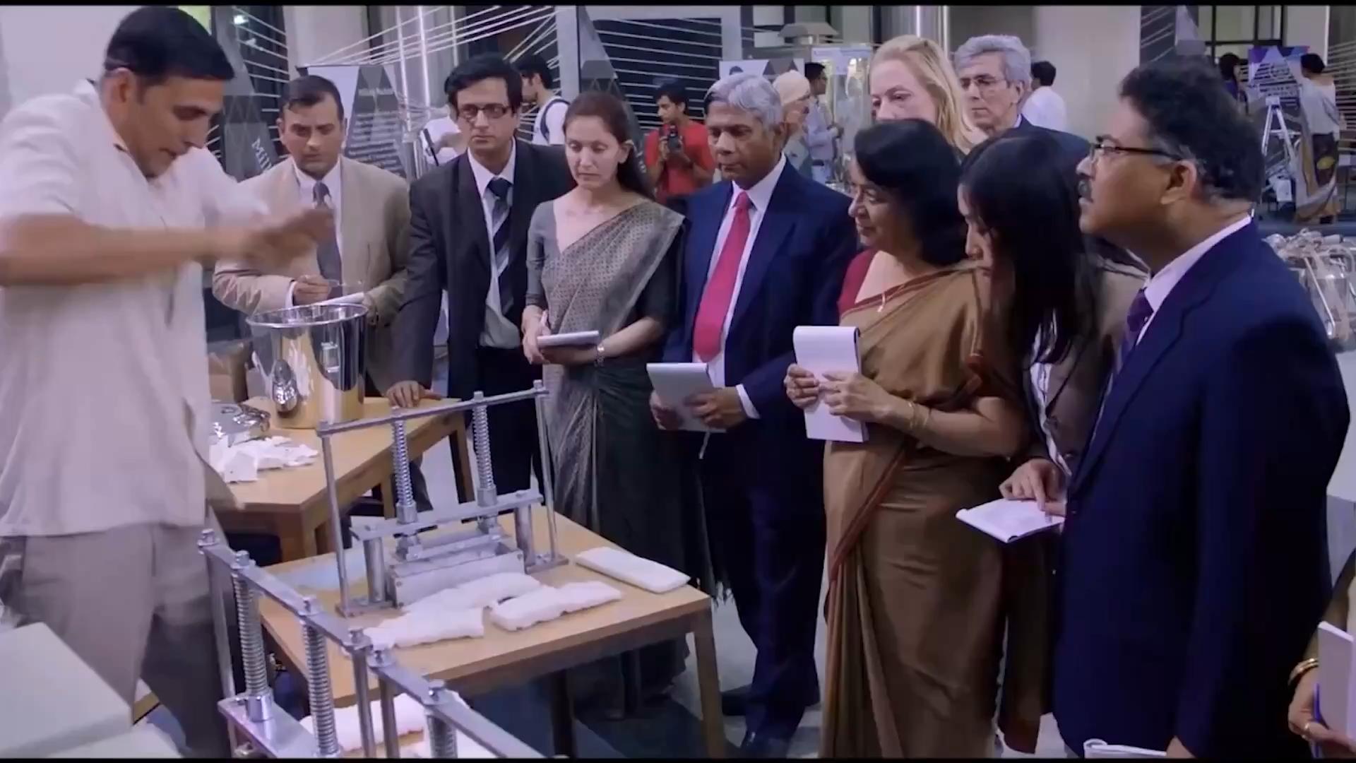 印度卫生巾制作全过程,印度用芭蕉树做卫生巾