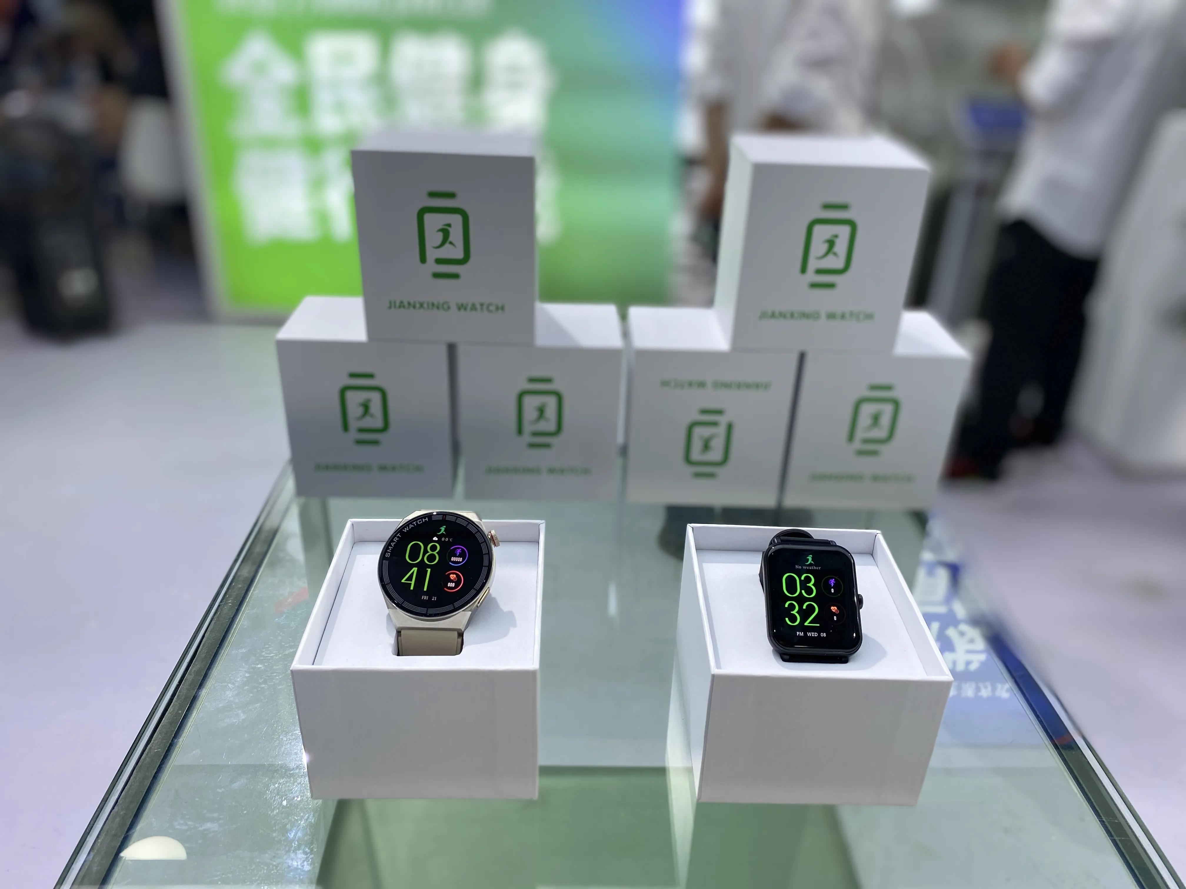 2023湖南＂体博会＂上竞速体育研发的智能系列运动设备受热捧