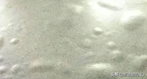 pvc塑胶地板起鼓原因,pvc塑胶地板太阳晒就鼓包