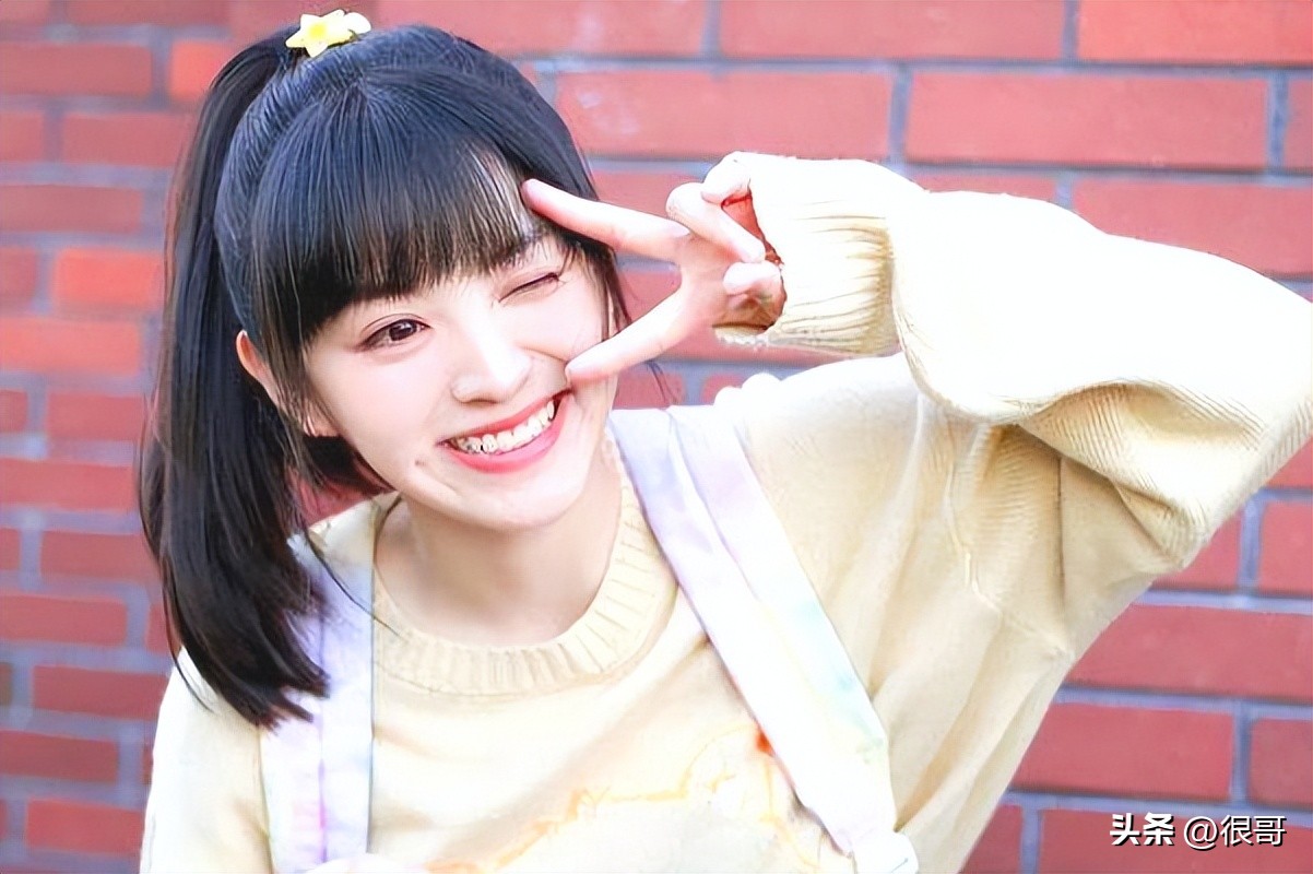 田曦薇凭借《卿卿日常》出圈,不仅七天涨粉45万,演技也备受好评