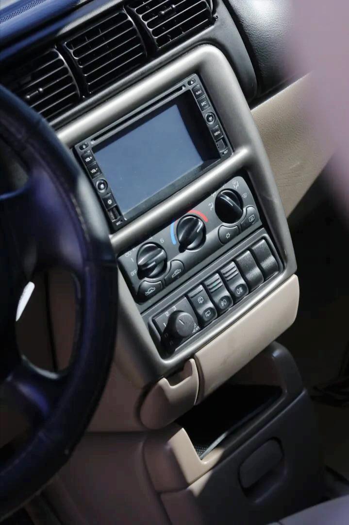 12款经典gl8车身翻新,怪兽修车老车翻新