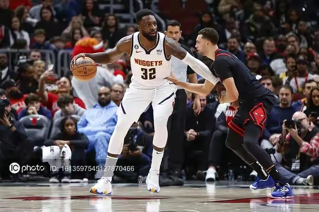 特雷杨带队杀入东决,特雷杨本赛季十佳球