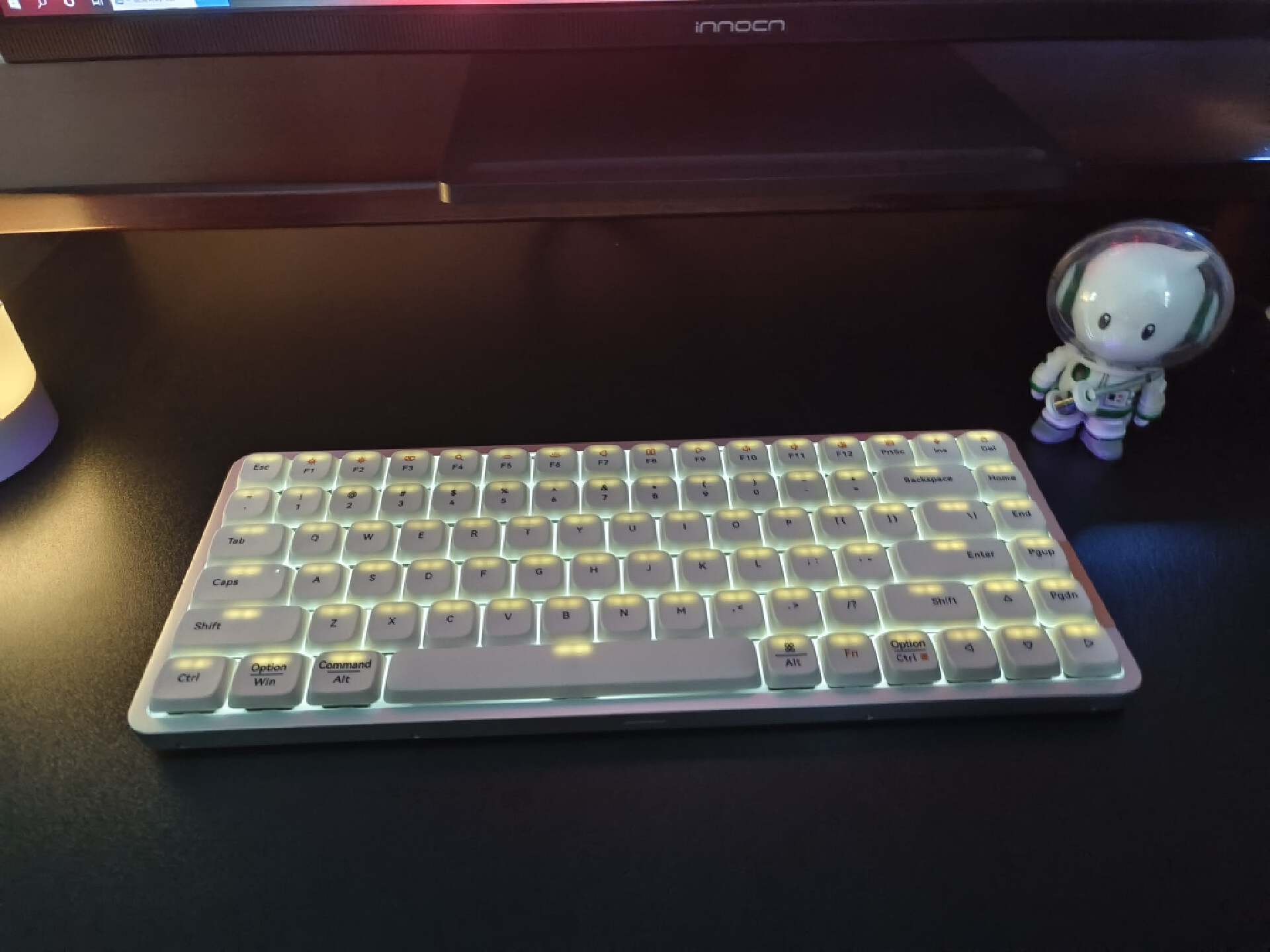 洛斐小顺键盘如何切换设备,洛斐小顺键盘可以自己换轴体吗