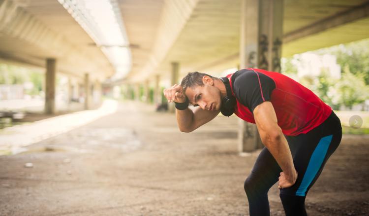运动过度对心脏的危害表现,运动过度劳累的症状有哪些