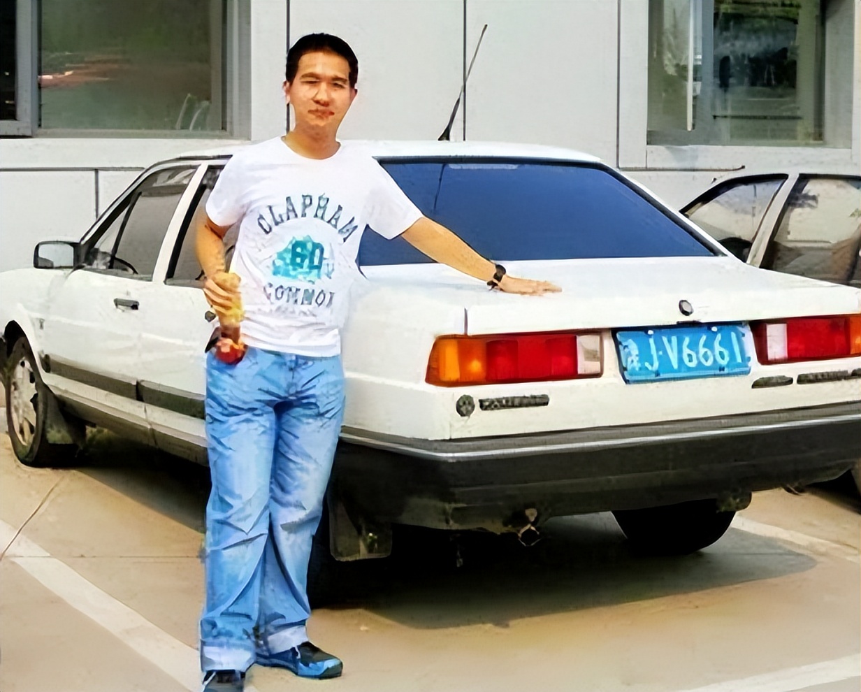 引进大众桑塔纳时的定价,桑塔纳德方最初定价