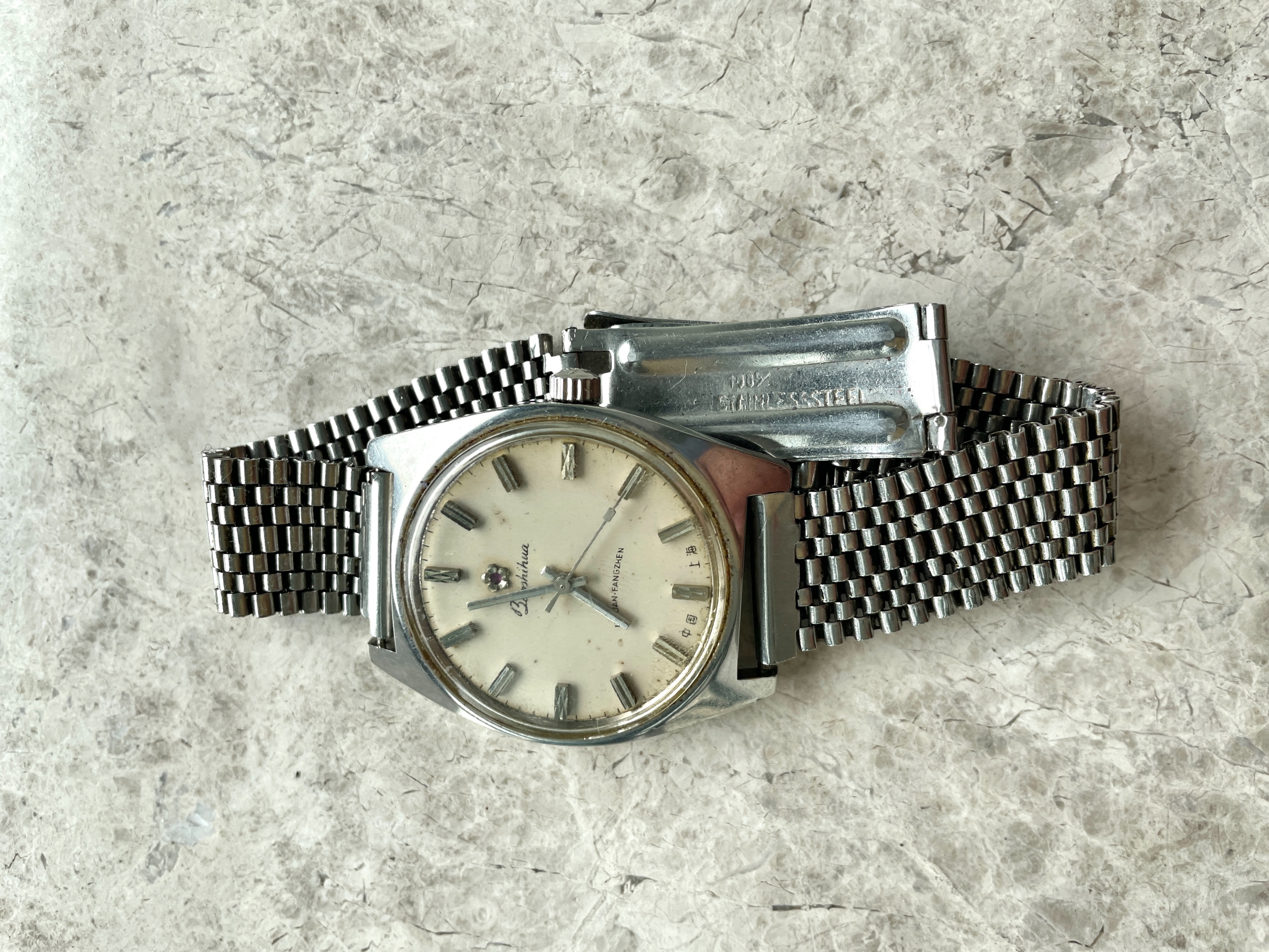 90年代上海宝石红的手表镜面耐摔,全钢防水防震全自动手表