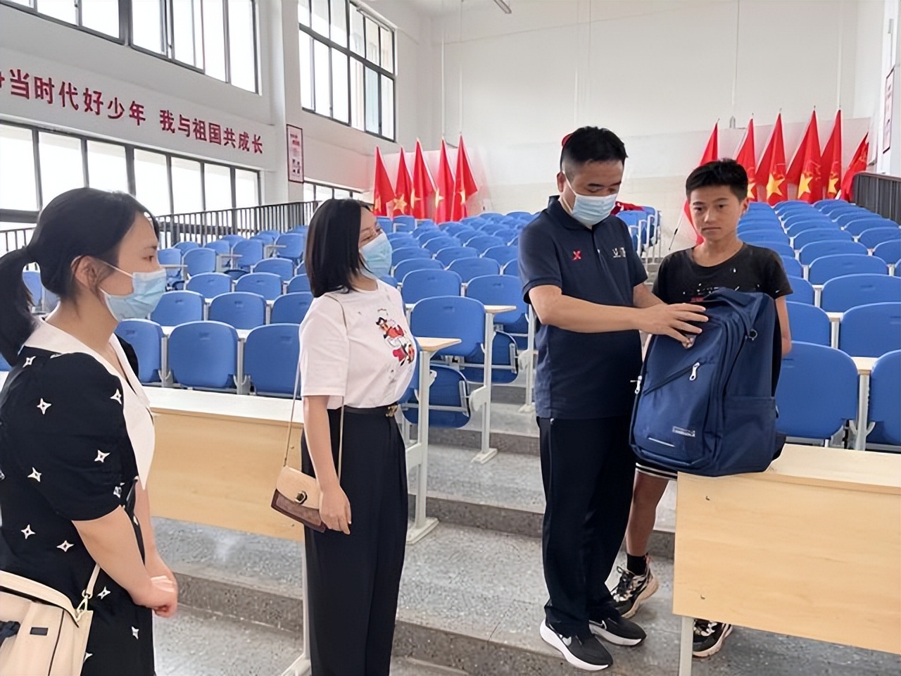 爱心协会六一慰问残疾儿童讲话,志愿者六一慰问智障儿童