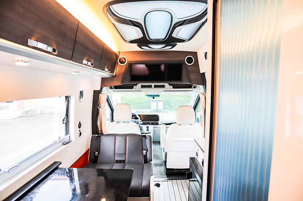 福特v348b型长轴低顶房车,福特v363B型房车自驾游