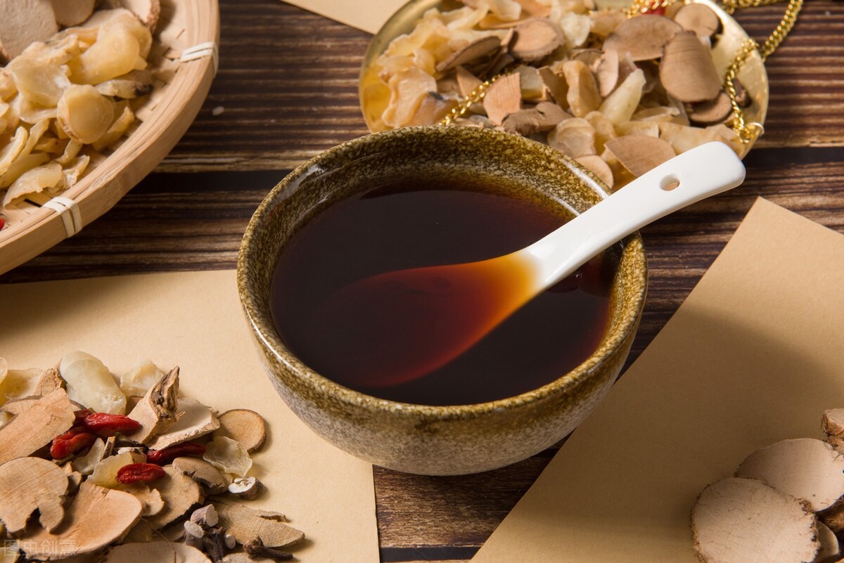 大补气血中成药,补气血脸色白的经方