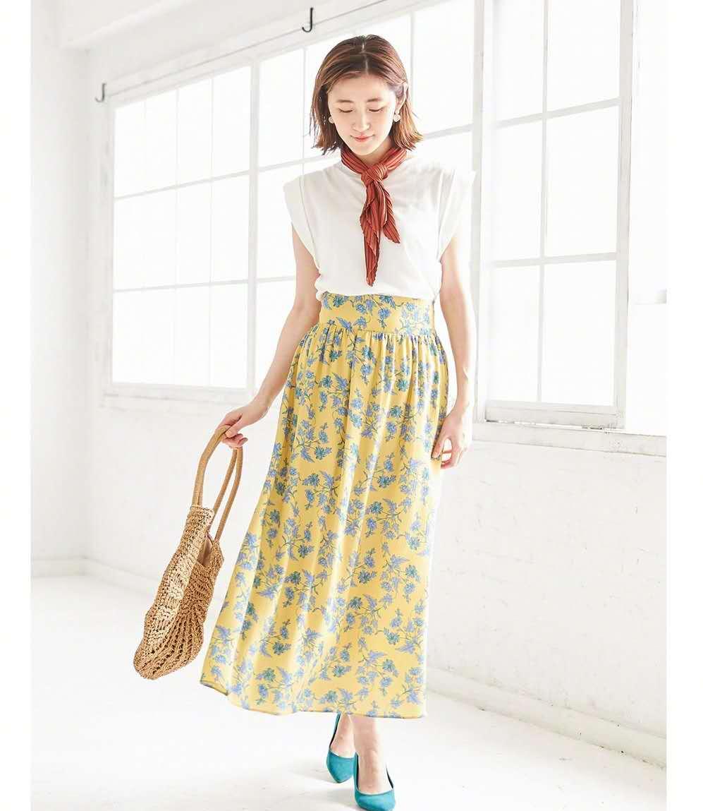 直筒裙和伞裙哪个有气质,伞裙连衣裙蓬蓬裙