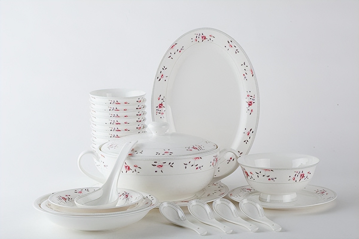 骨瓷餐具好吗,骨瓷哪个品牌比较好