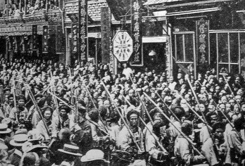 世界轻兵器先进武器图片,世界轻武器史