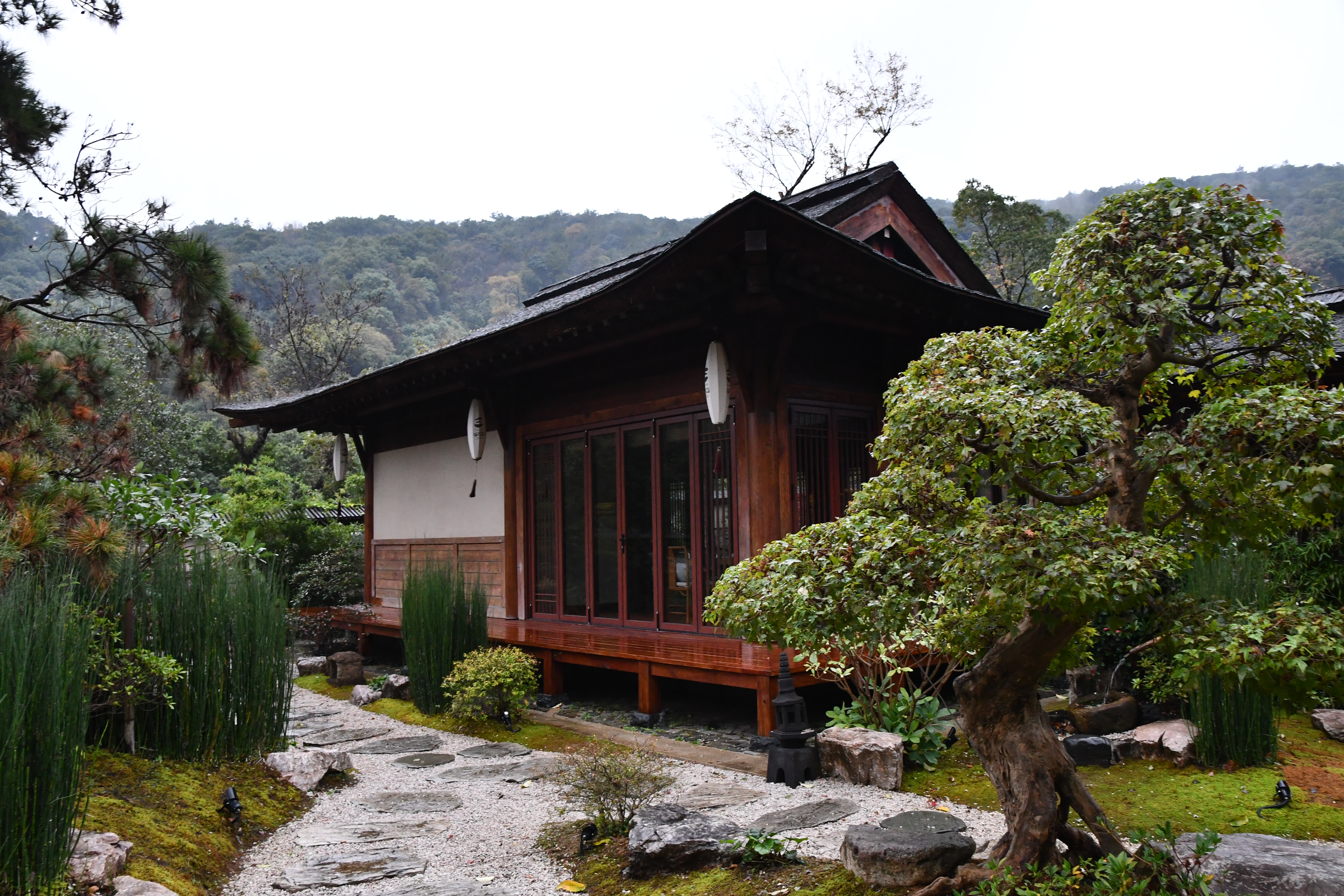 无锡鹿鸣谷拈花湾在哪个方位,无锡拈花湾鹿鸣谷