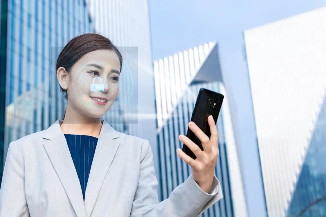 视频聊天时和宝宝说的英文，点屏幕用clickon、tap、hit还是touch