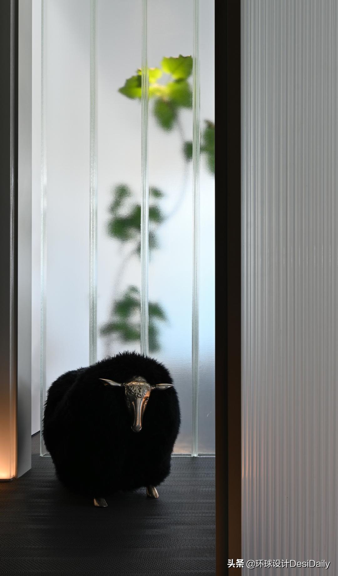 鍙ゆ湪瀛愭湀,鍙ゆ湪瀛愭湀浣滃搧