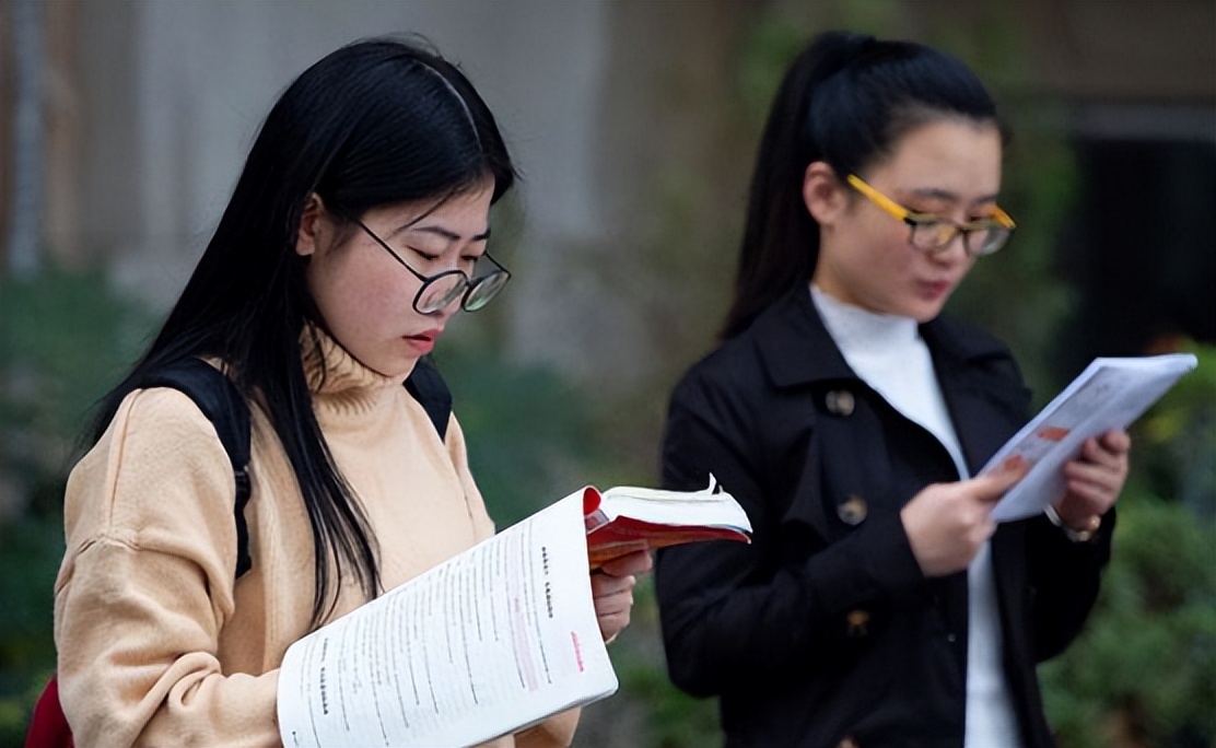 公务员实行最严禁酒令,公务员的限酒令什么时候开始