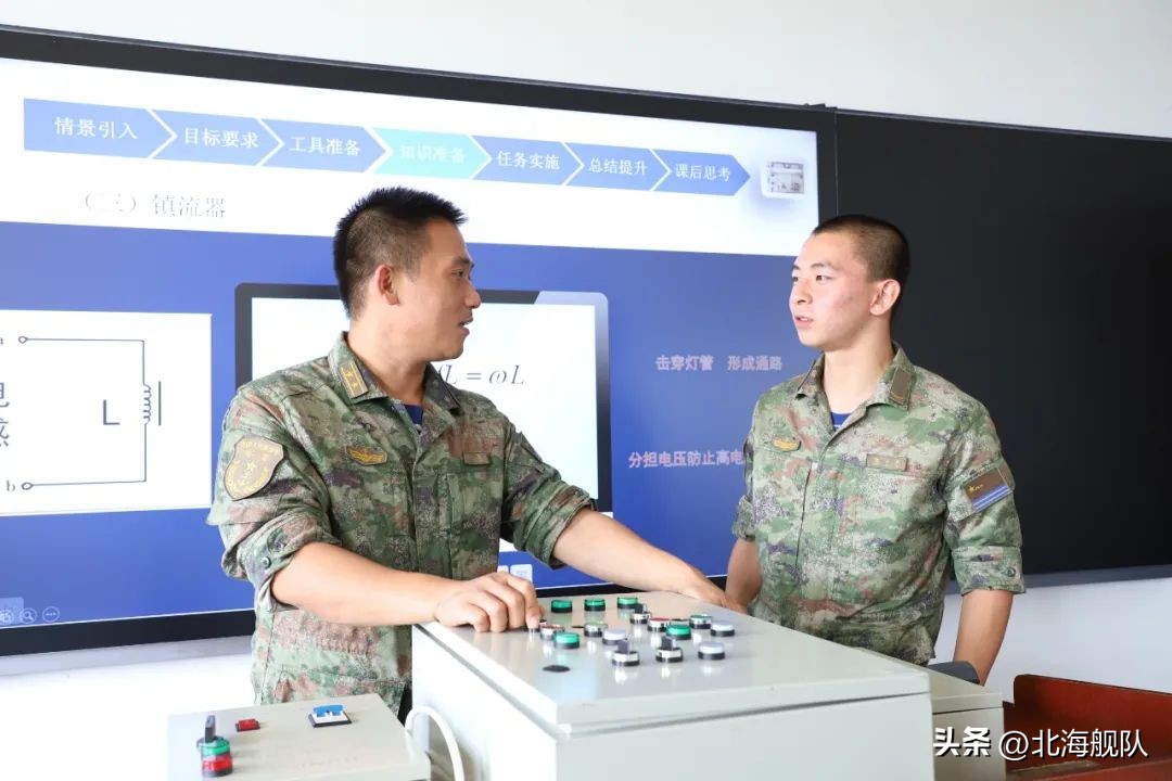 这些“硬核”学兵，成了军营“小教员”