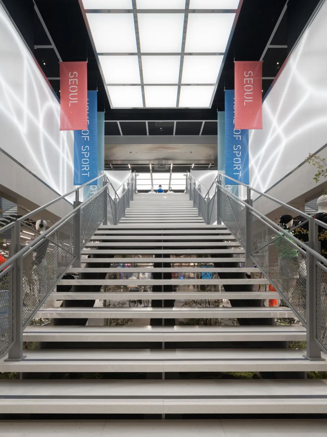 万社设计靠谱吗,首尔adidas旗舰店