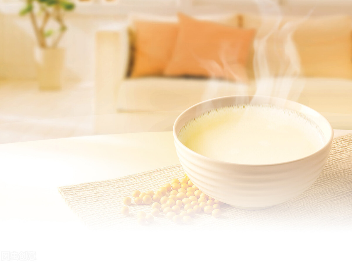 你适合喝牛奶吗,牛奶豆浆哪个更适合你