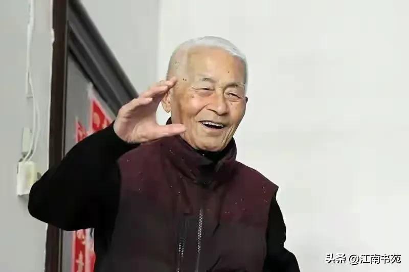 活过100岁的名家谈10大养生秘诀,百岁老人养生秘诀完整版