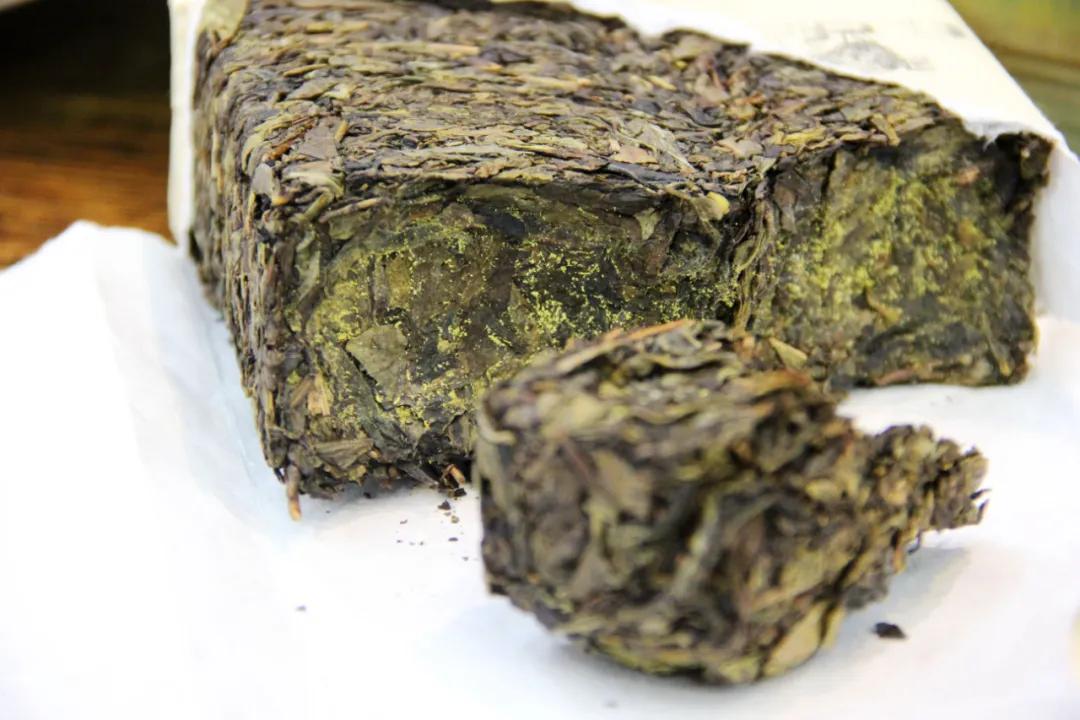 为什么有些茯砖没有金花,茯砖茶为什么看不到金花