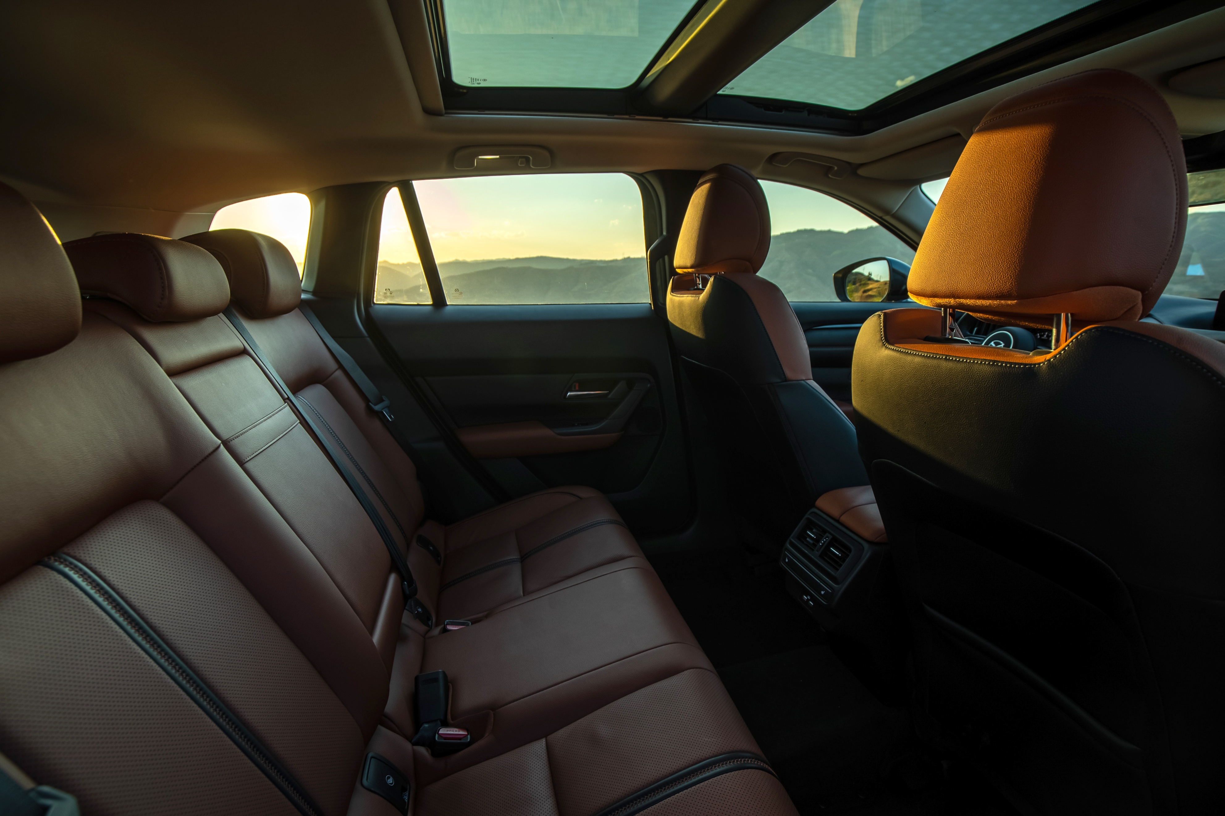 马自达CX-50行也混动版11月3日下线,马自达cx-50深度评测2023款落地价