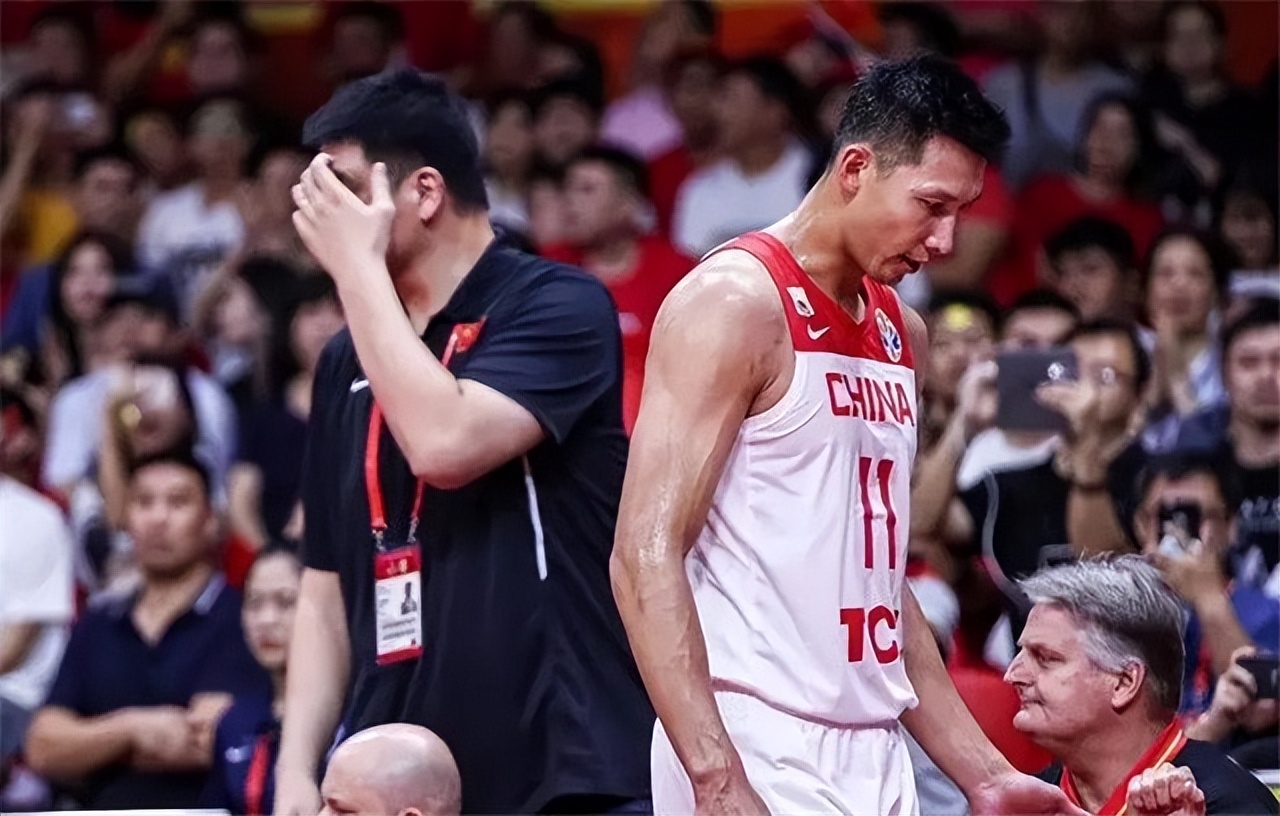 中国男篮黄金一代首发五虎现状：当官、当教练，只有他还在坚持