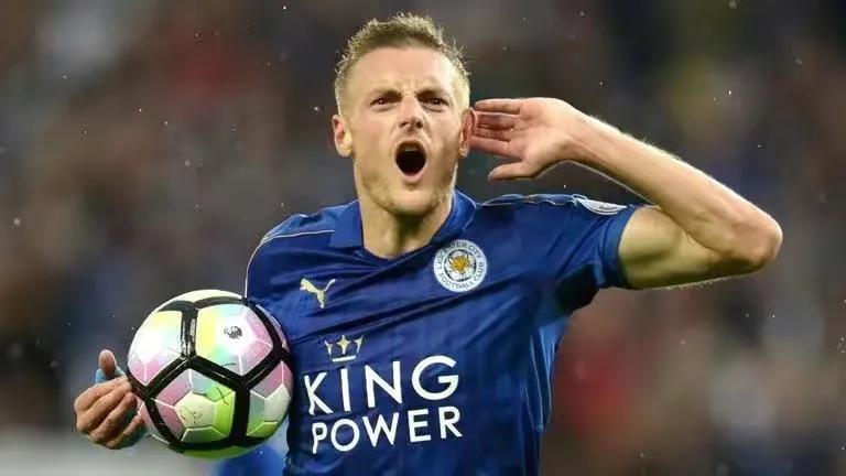 足坛十大贫民窟走出来的巨星,足坛15大贫民窟逆袭的巨星