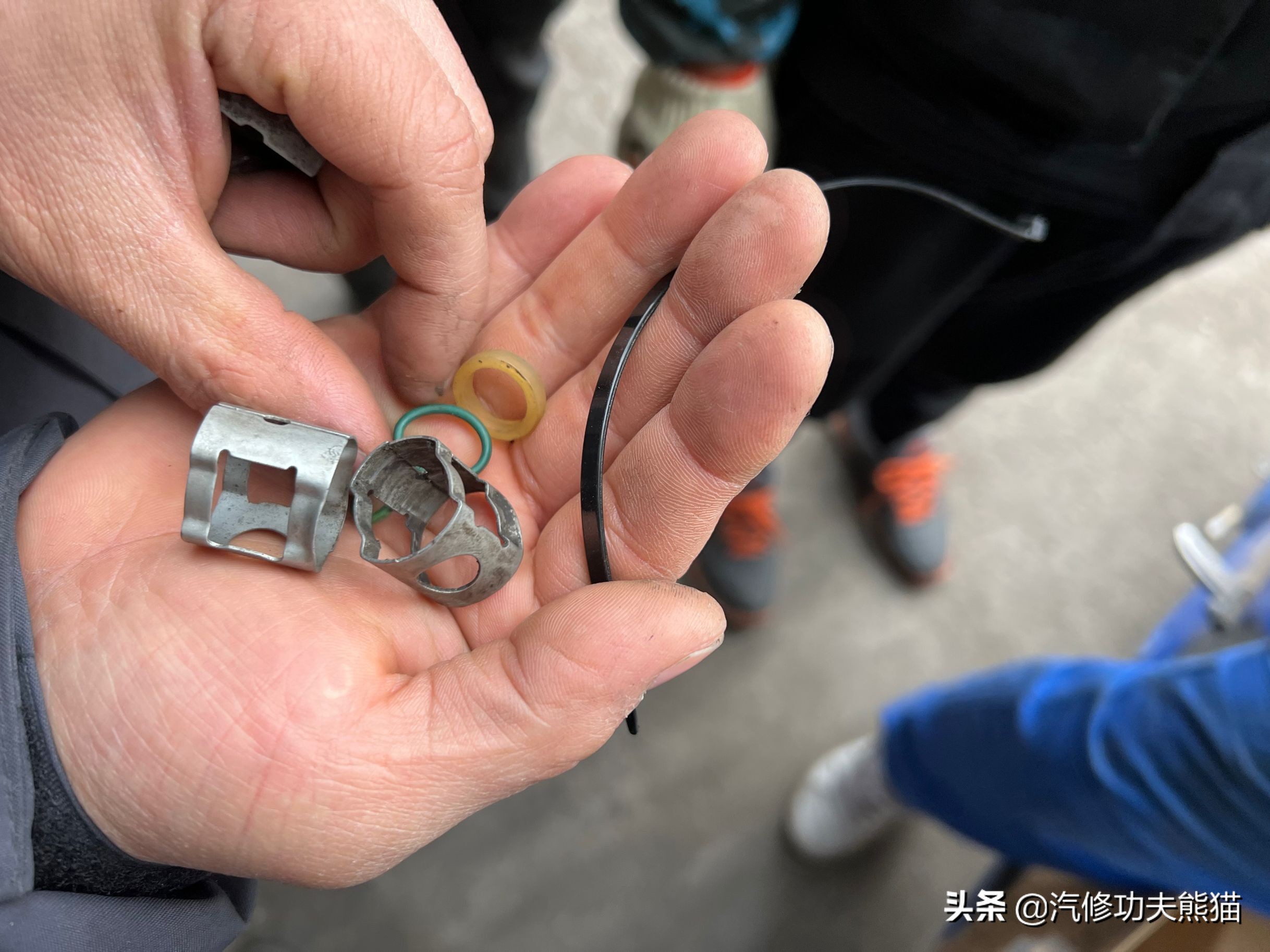 北京维修途观烧机油,途观9万公里严重烧机油原因