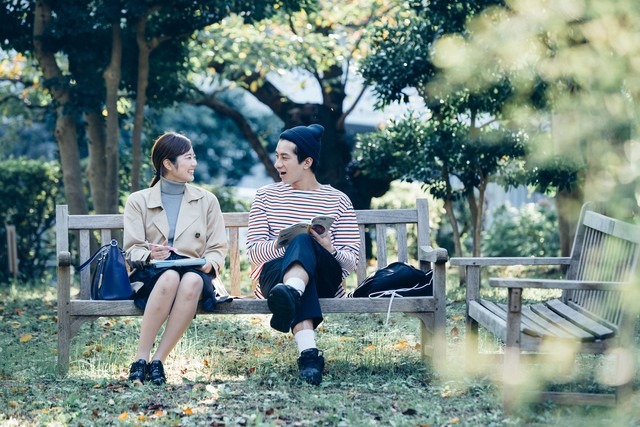 女人深爱一个男人的三种表现,女人真正深爱一个男人的表现