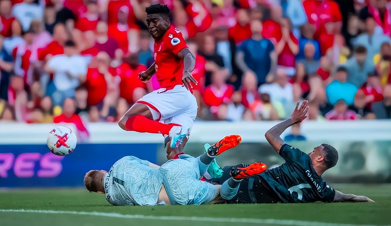 阿森纳3比1热刺阿尔特塔庆祝,阿森纳欧冠出局阿尔特塔赛后采访