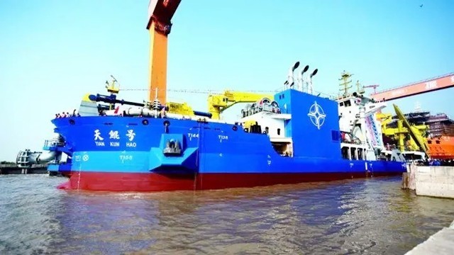 我国在南海部署了几艘航母,南海天鲸号航空母舰