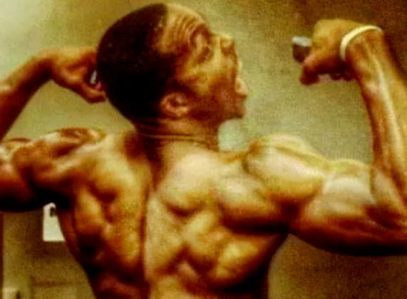 有照片我才敢这样说,NBA这些球星的肌肉就是这么不真实