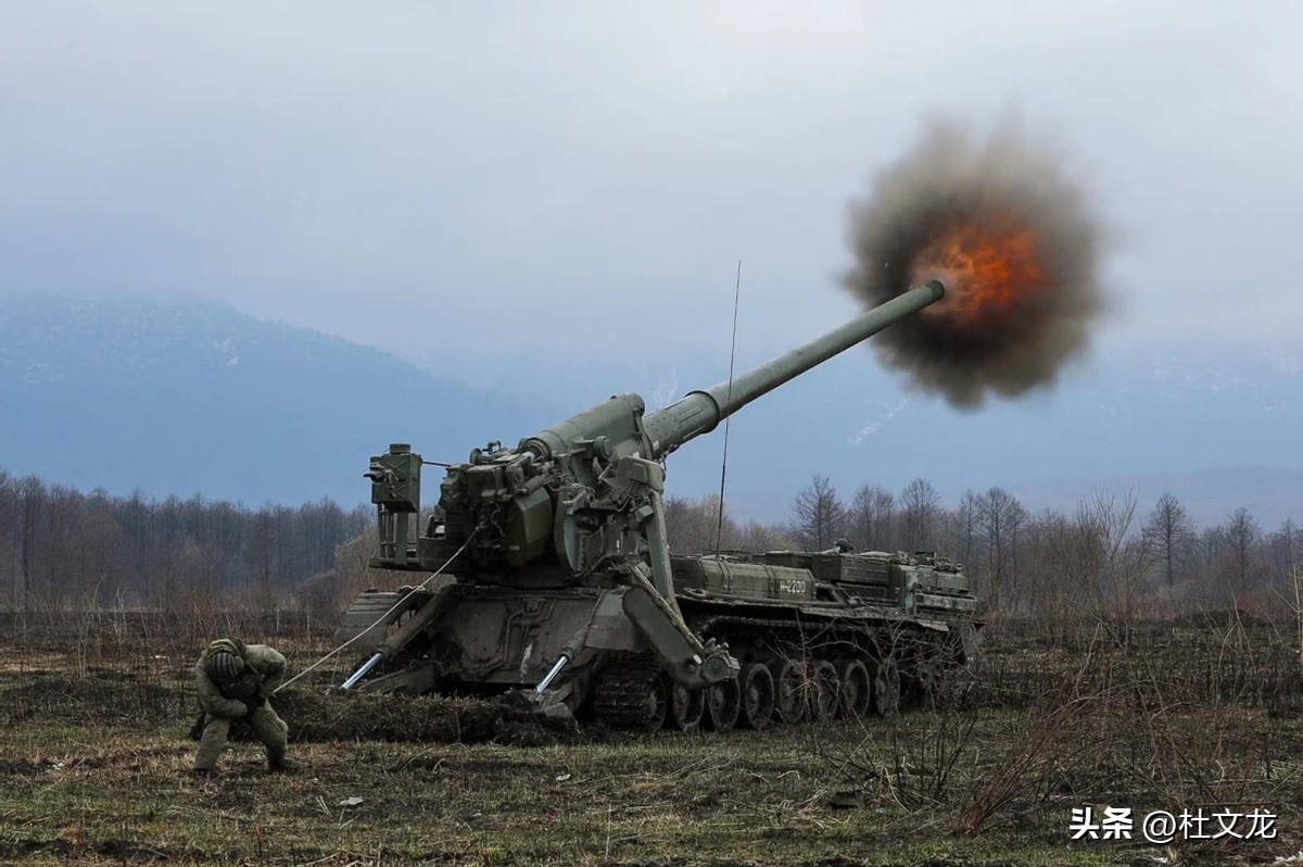 俄军特战部队空降乌军大后方,特战部队突袭匪巢