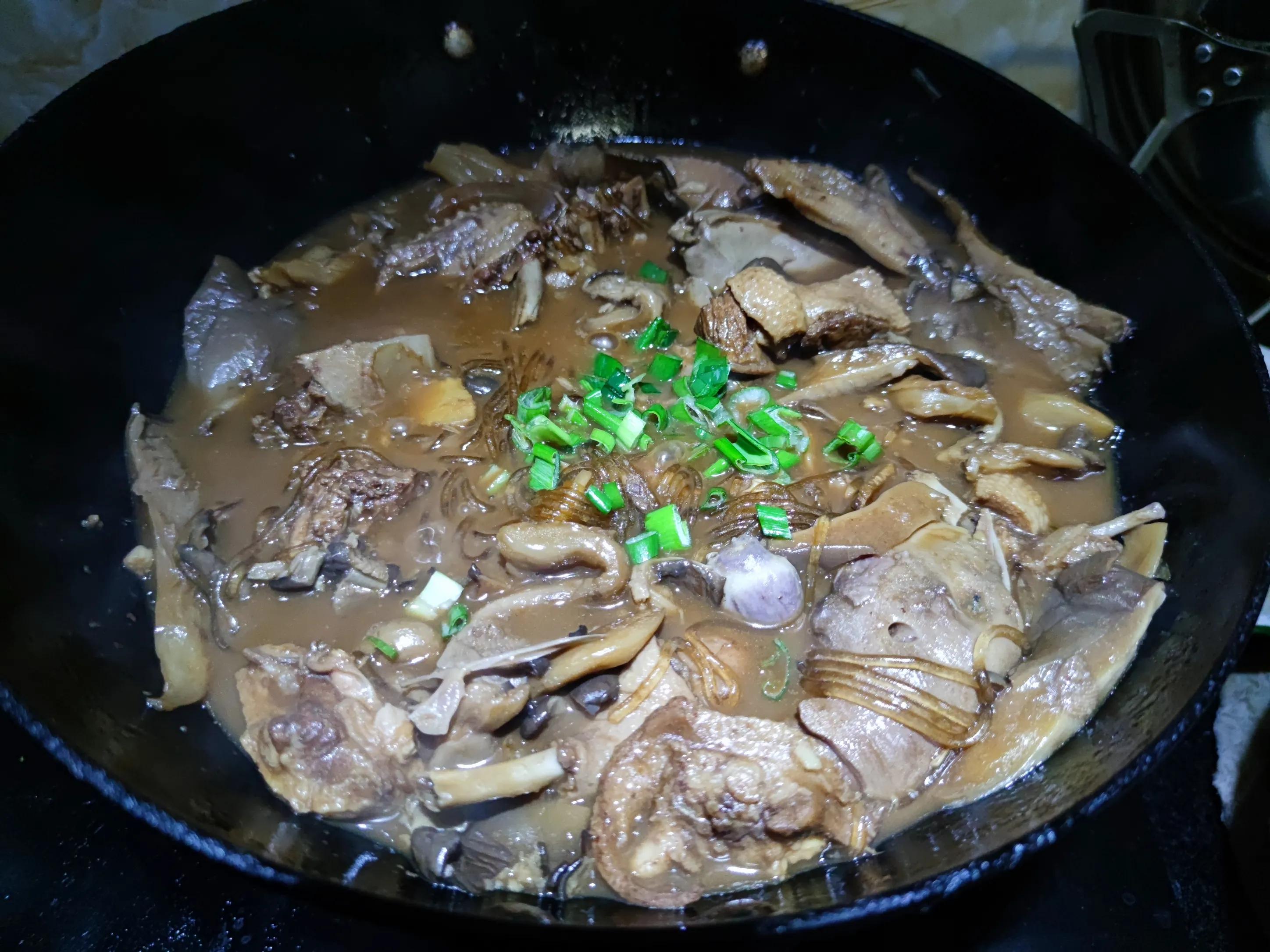 今日小雪天冷了记得添衣保暖,明日小雪吃什么食材