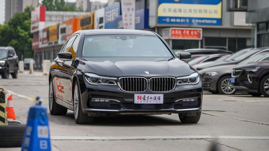 740li宝马二手可以买吗,2010年宝马740li二手价格