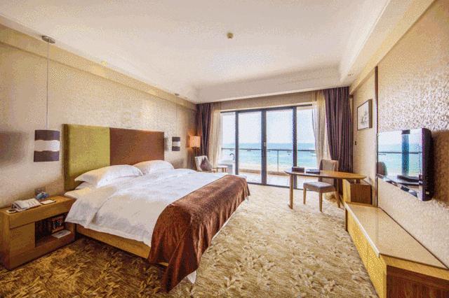 海陵岛海韵戴斯酒店离大角湾多远,五星海陵岛3天2晚酒店