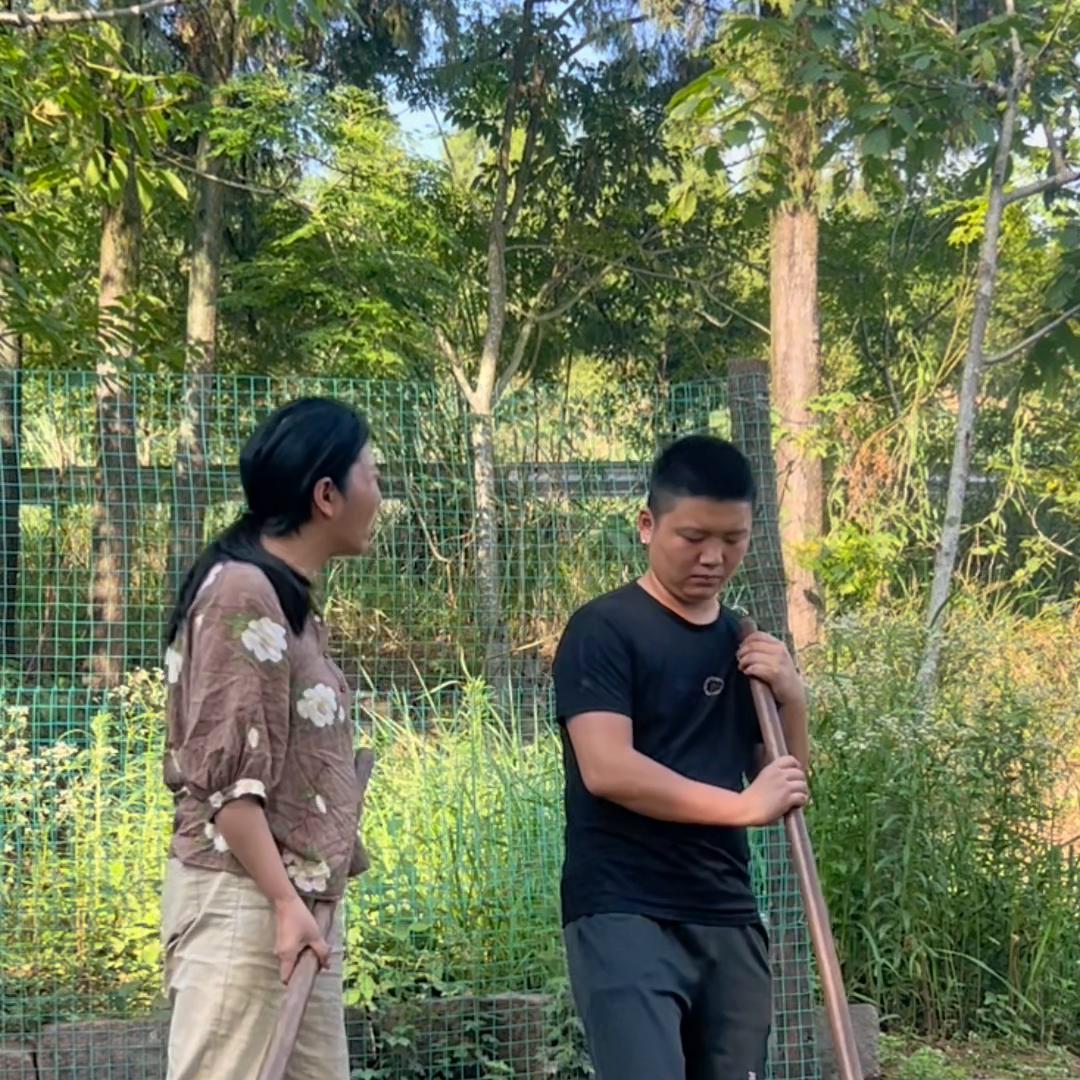 一无所有的时候所有人都远离你,当你一无所有的时候谁都会离开你